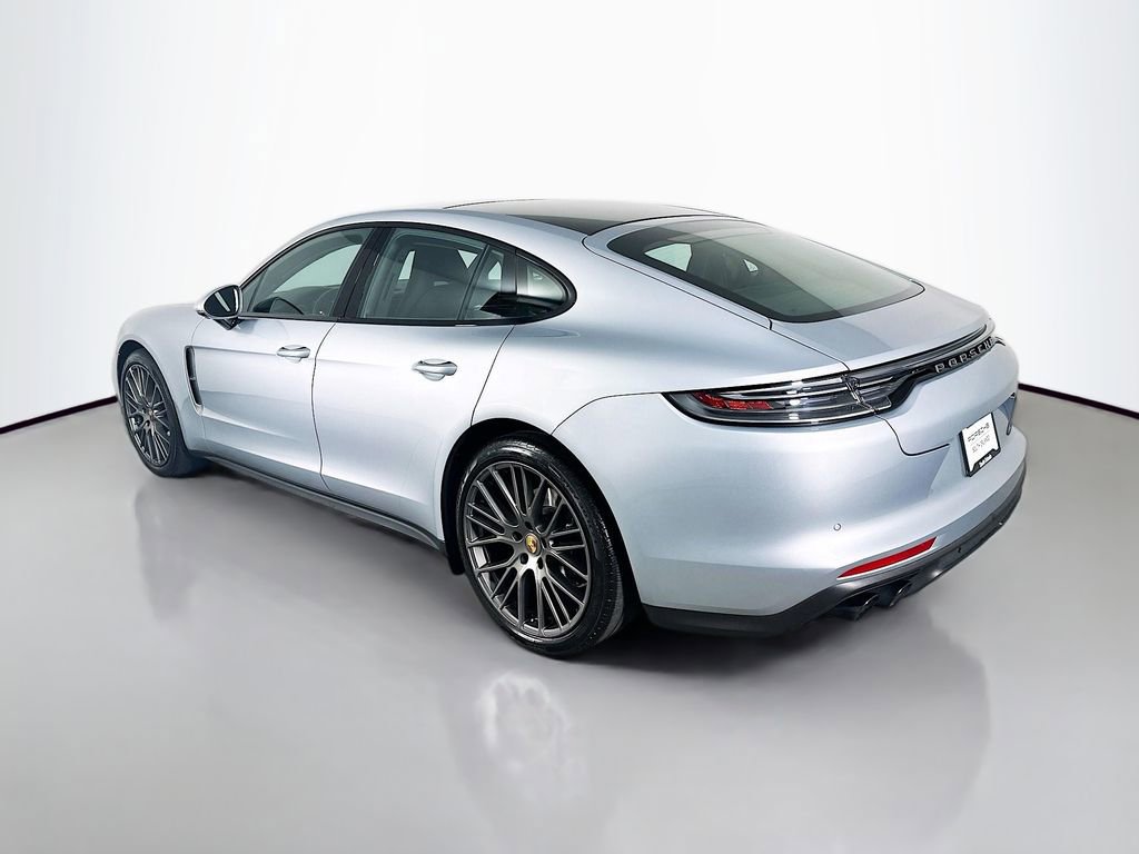 Certified 2023 Porsche Panamera 4 image 3
