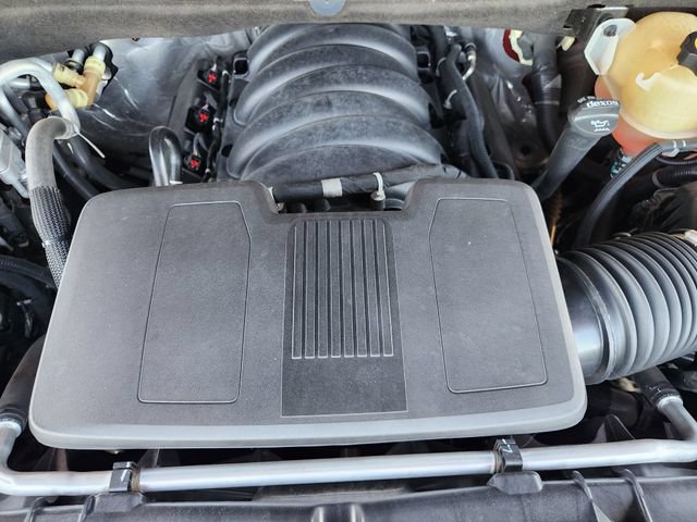 Used 2022 Chevrolet Suburban RST w/ Luxury Package AWD/4WD image 33