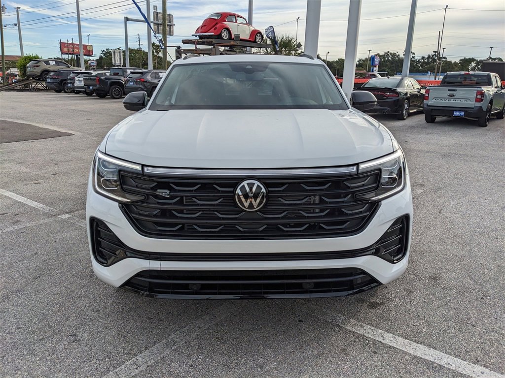 New 2026 Volkswagen Atlas Cross Sport SEL R-Line image 11