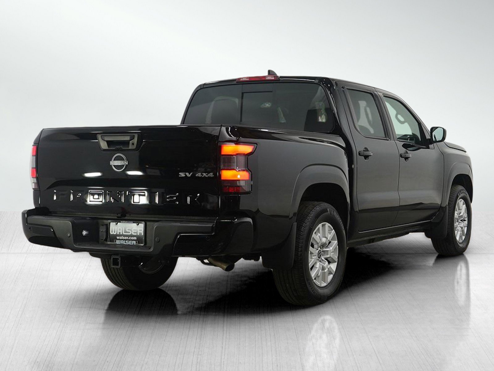 Used 2023 Nissan Frontier SV w/ SV Premium Package image 5