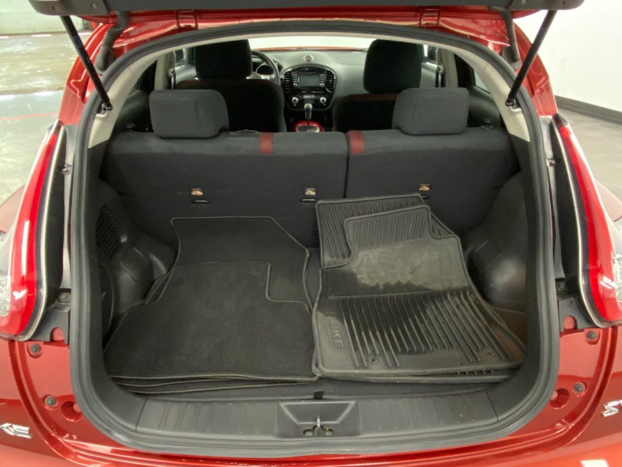 Used 2015 Nissan Juke SV w/ Technology Package image 36