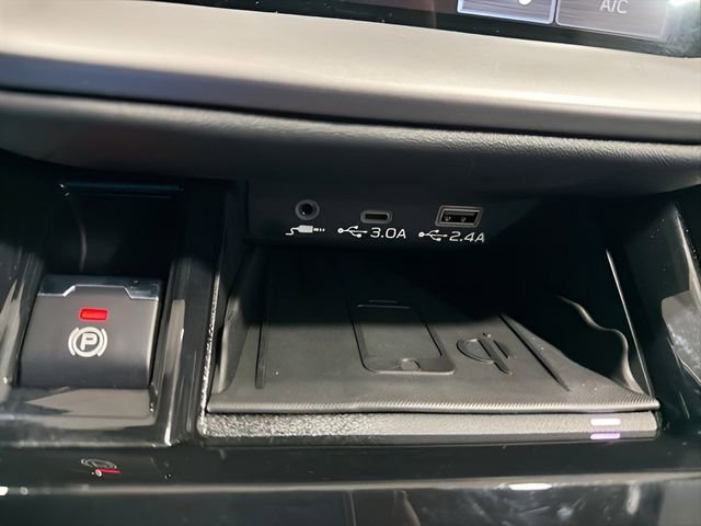 Used 2025 Subaru Outback Limited XT image 23