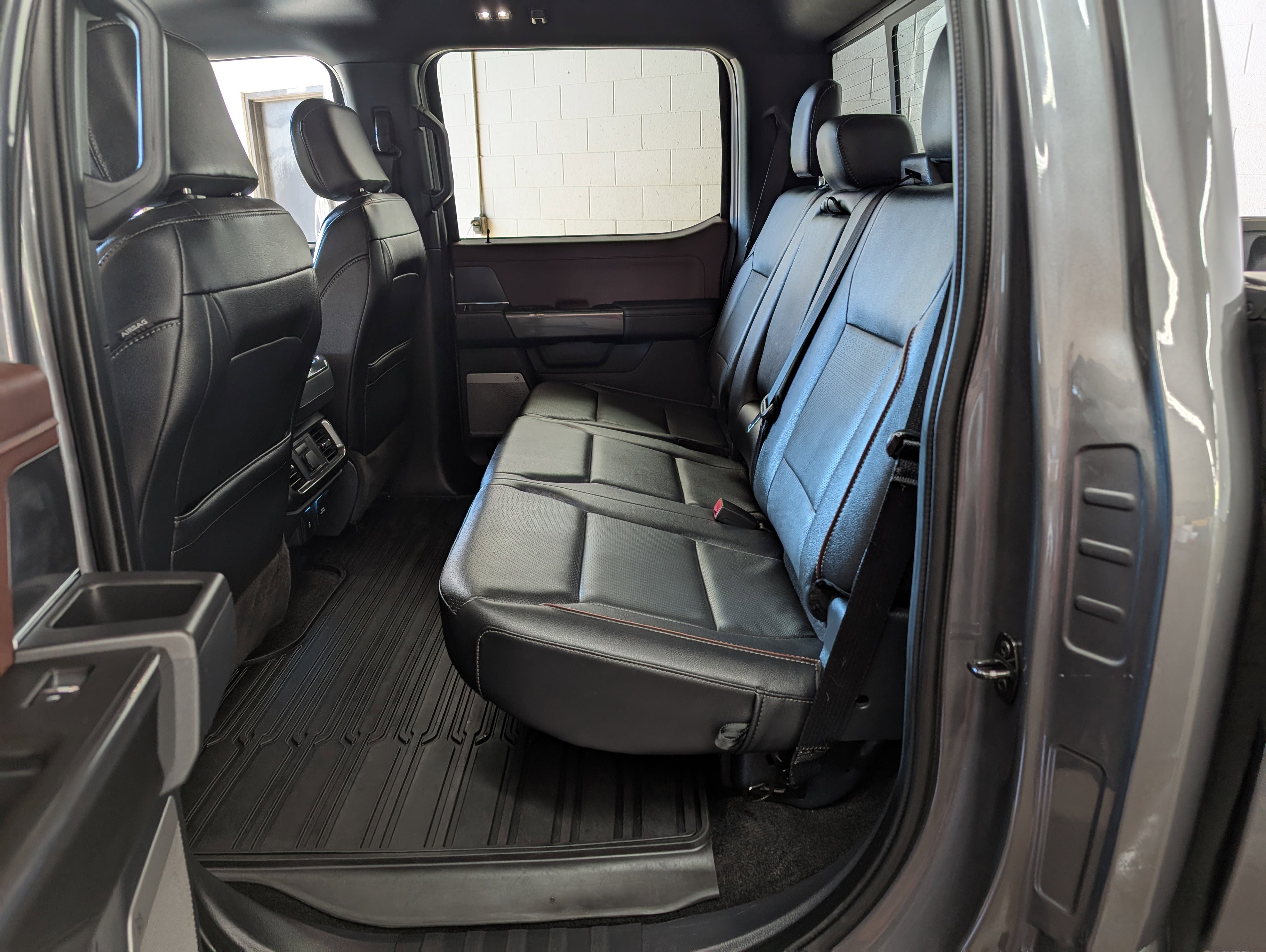 Used 2022 Ford F150 Lariat w/ Equipment Group 502A High image 7