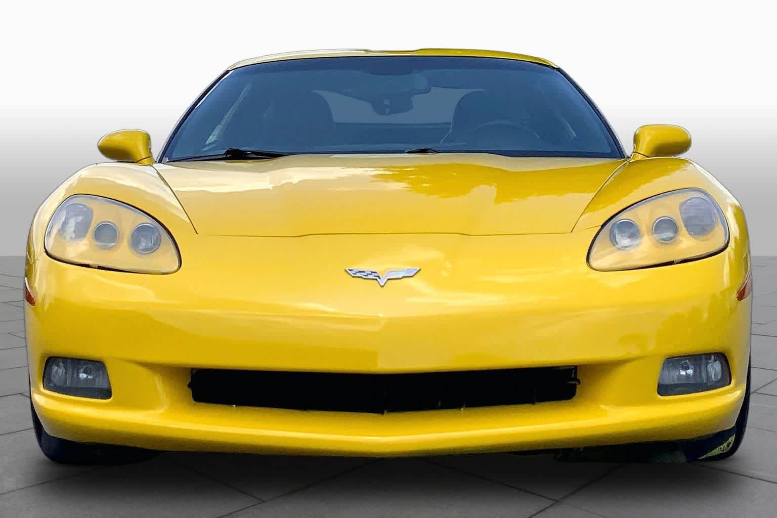 Used 2006 Chevrolet Corvette Coupe RWD image 3