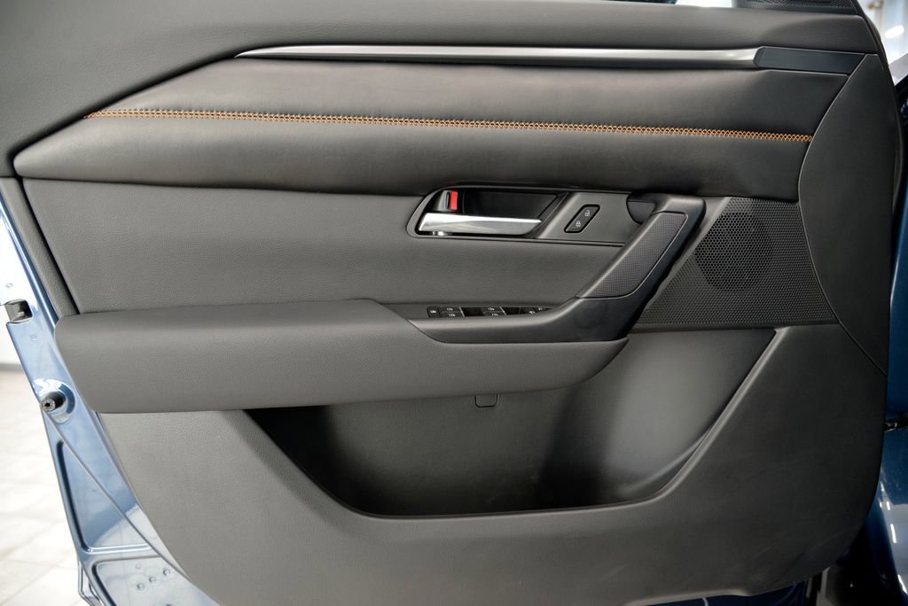 Certified 2025 MAZDA CX-50 AWD 2.5 S w/ Weather Package image 14