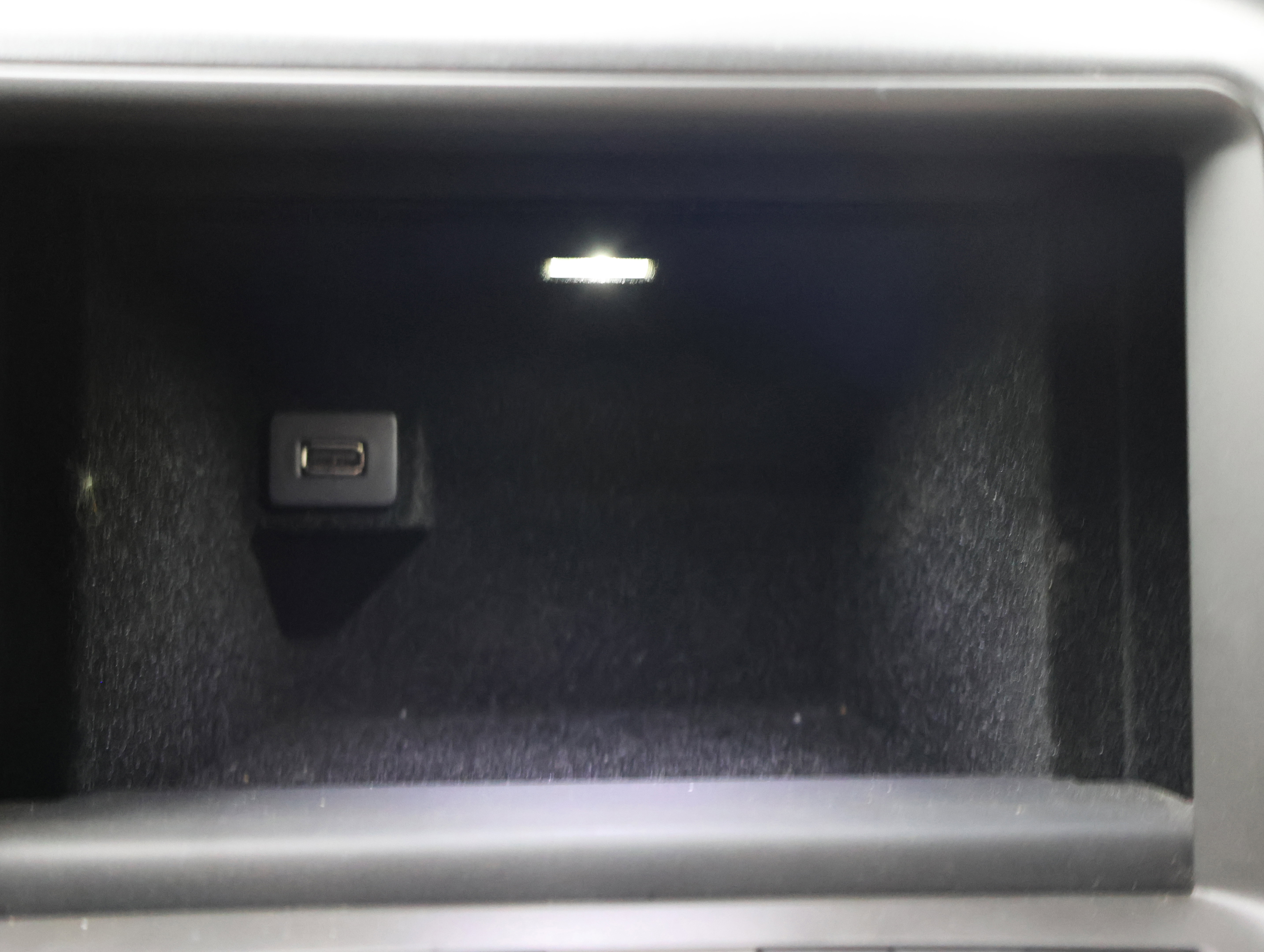 Used 2014 Chevrolet Corvette Stingray Convertible w/ 2LT Preferred Equipment Group RWD image 41
