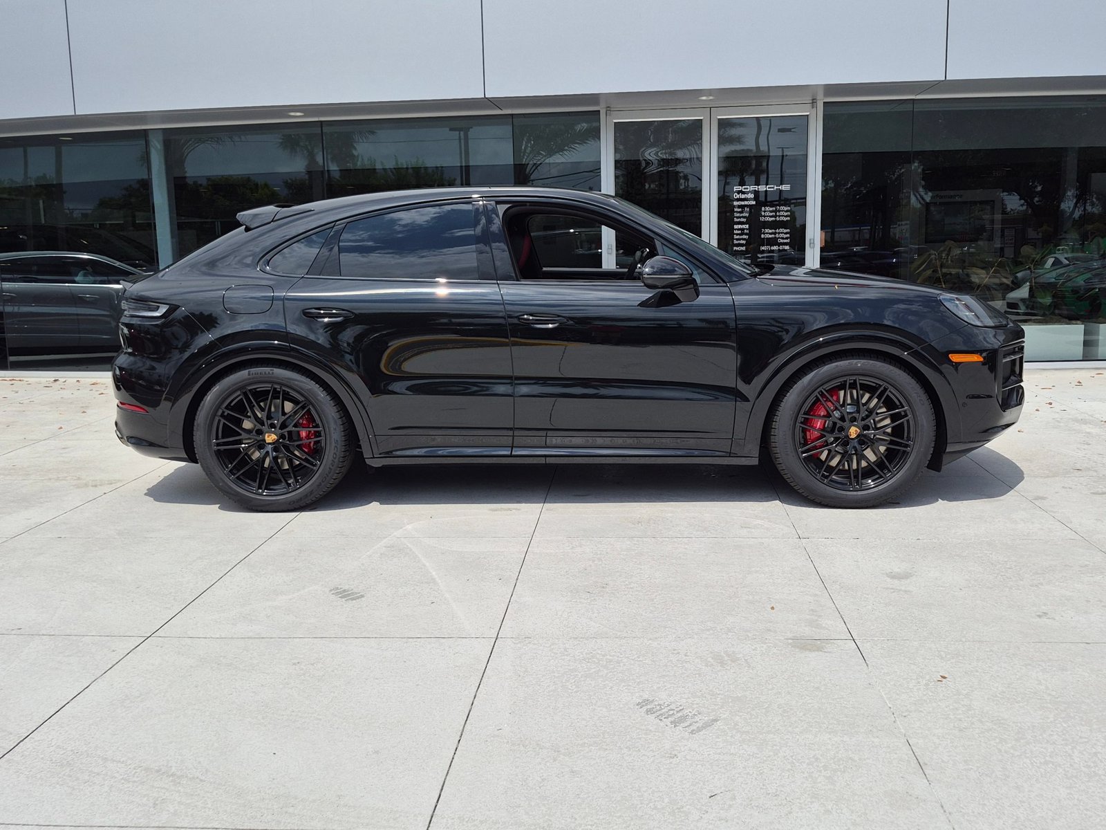 New 2026 Porsche Cayenne GTS AWD/4WD image 8