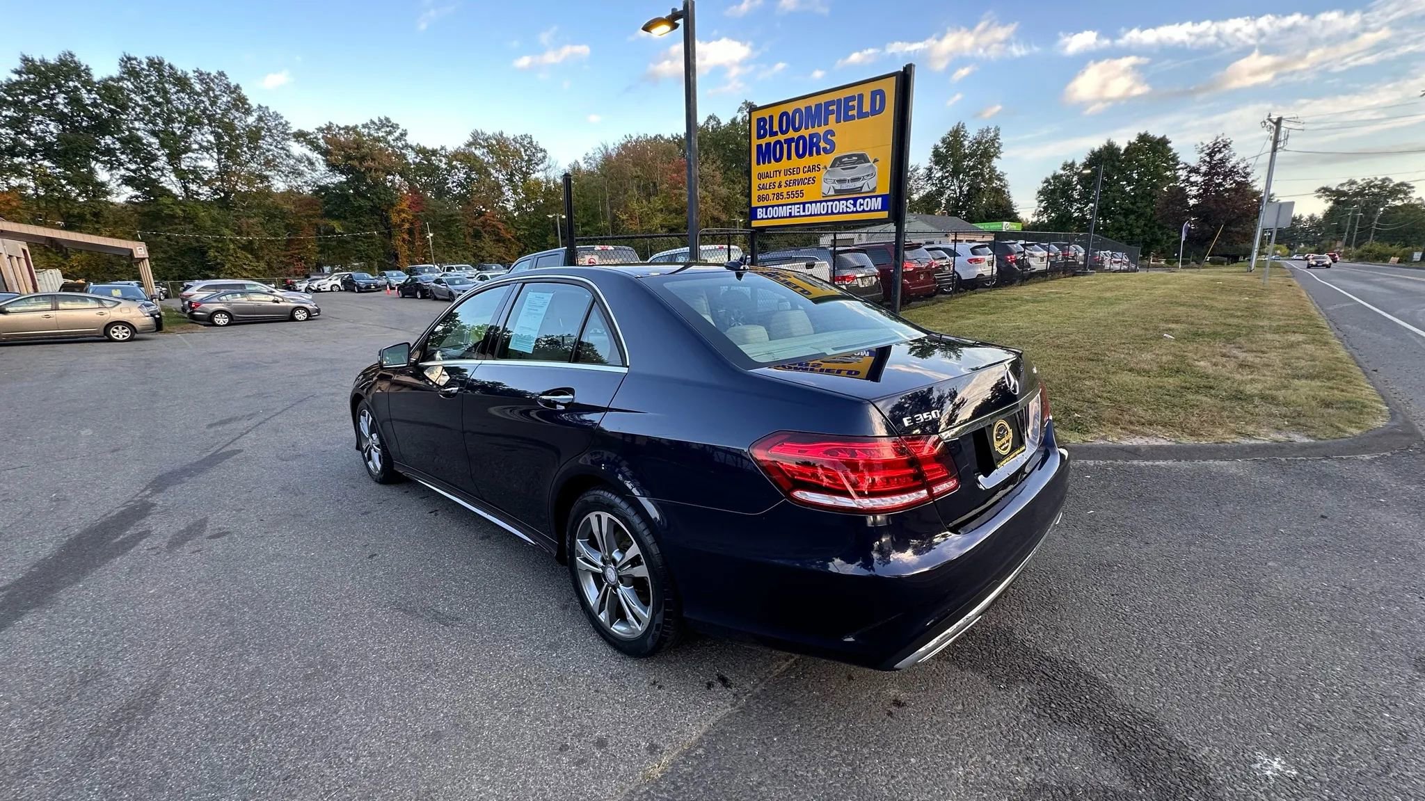 Used 2016 Mercedes-Benz E 350 4MATIC Sedan image 7