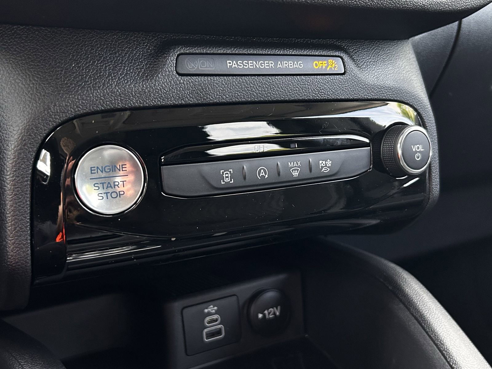 New 2026 Ford Escape Active w/ Tech Pack #1 FWD image 17