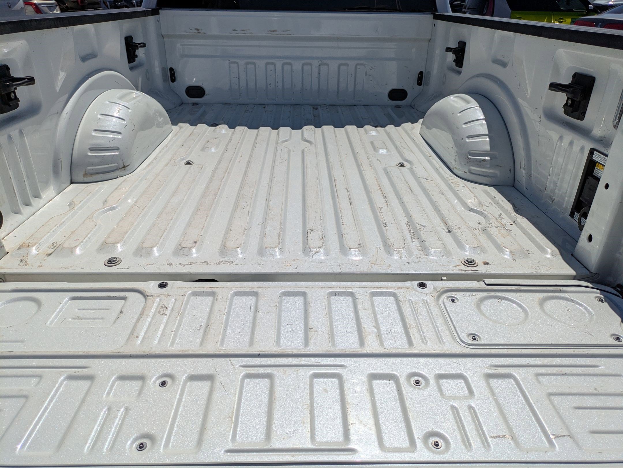 Used 2023 Ford F250 Platinum w/ FX4 Off-Road Package image 30