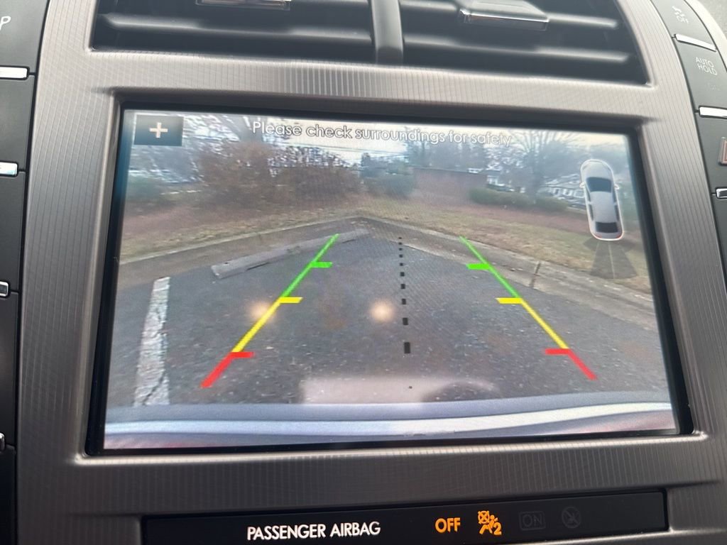 Used 2017 Lincoln MKZ Reserve w/ Climate Package image 21