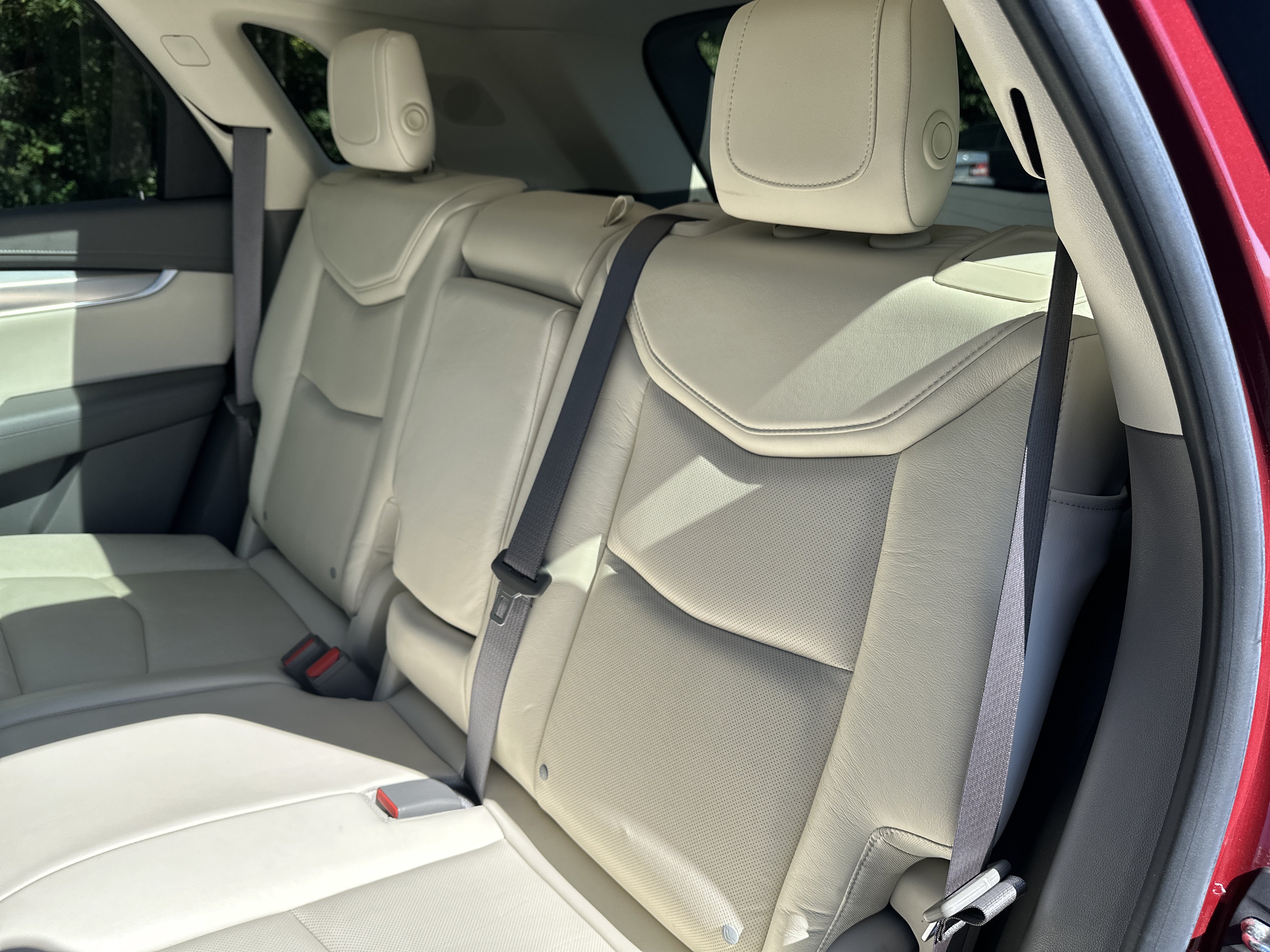 Used 2017 Cadillac XT5 Luxury w/ Driver Awareness Package AWD/4WD image 24