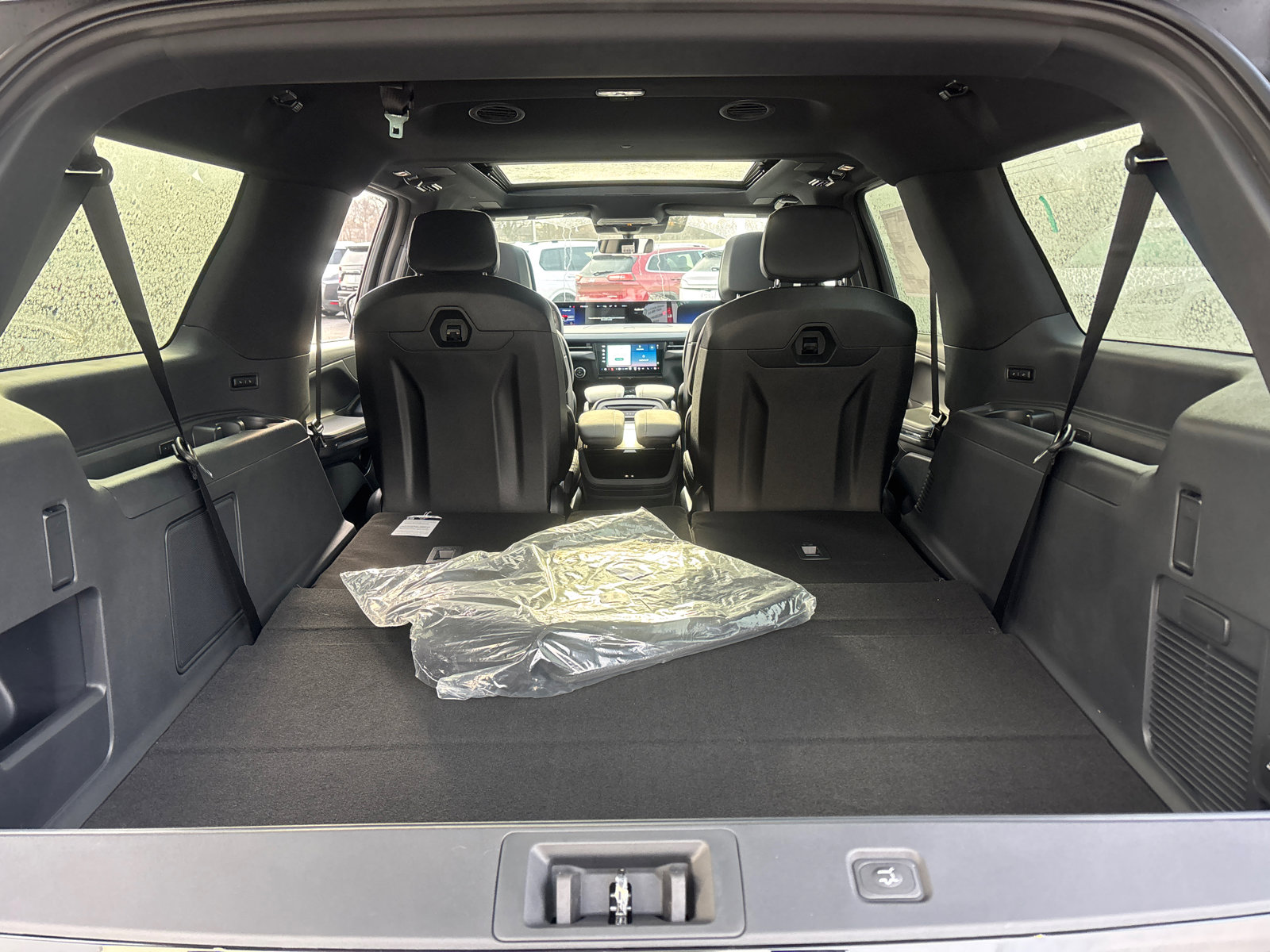 New 2026 Lincoln Navigator L Reserve w/ Jet Appearance Package image 9
