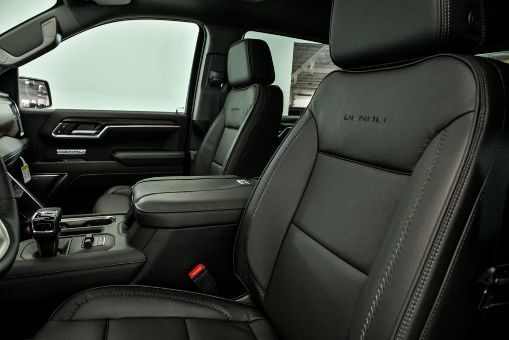 New 2026 GMC Sierra 1500 Denali image 9