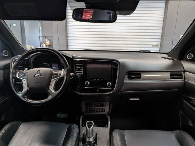 Used 2020 Mitsubishi Outlander SEL image 12