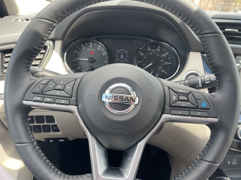 Certified 2022 Nissan Rogue Sport SL image 21