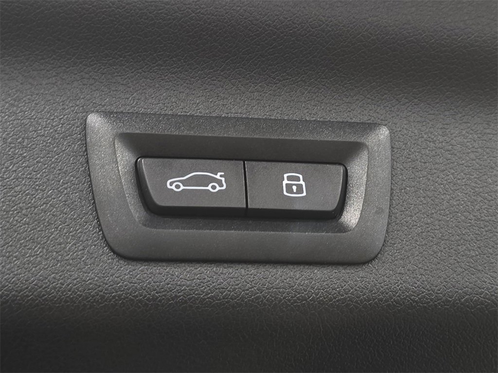 Certified 2025 BMW X1 xDrive28i w/ Convenience Package image 26