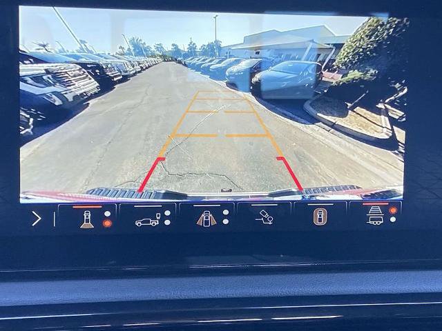 Used 2024 GMC Sierra 2500 AT4 w/ AT4 Preferred Package image 11