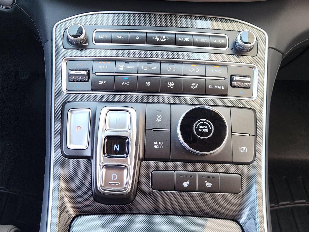 Used 2023 Hyundai Santa Fe SEL w/ Premium Package FWD image 16