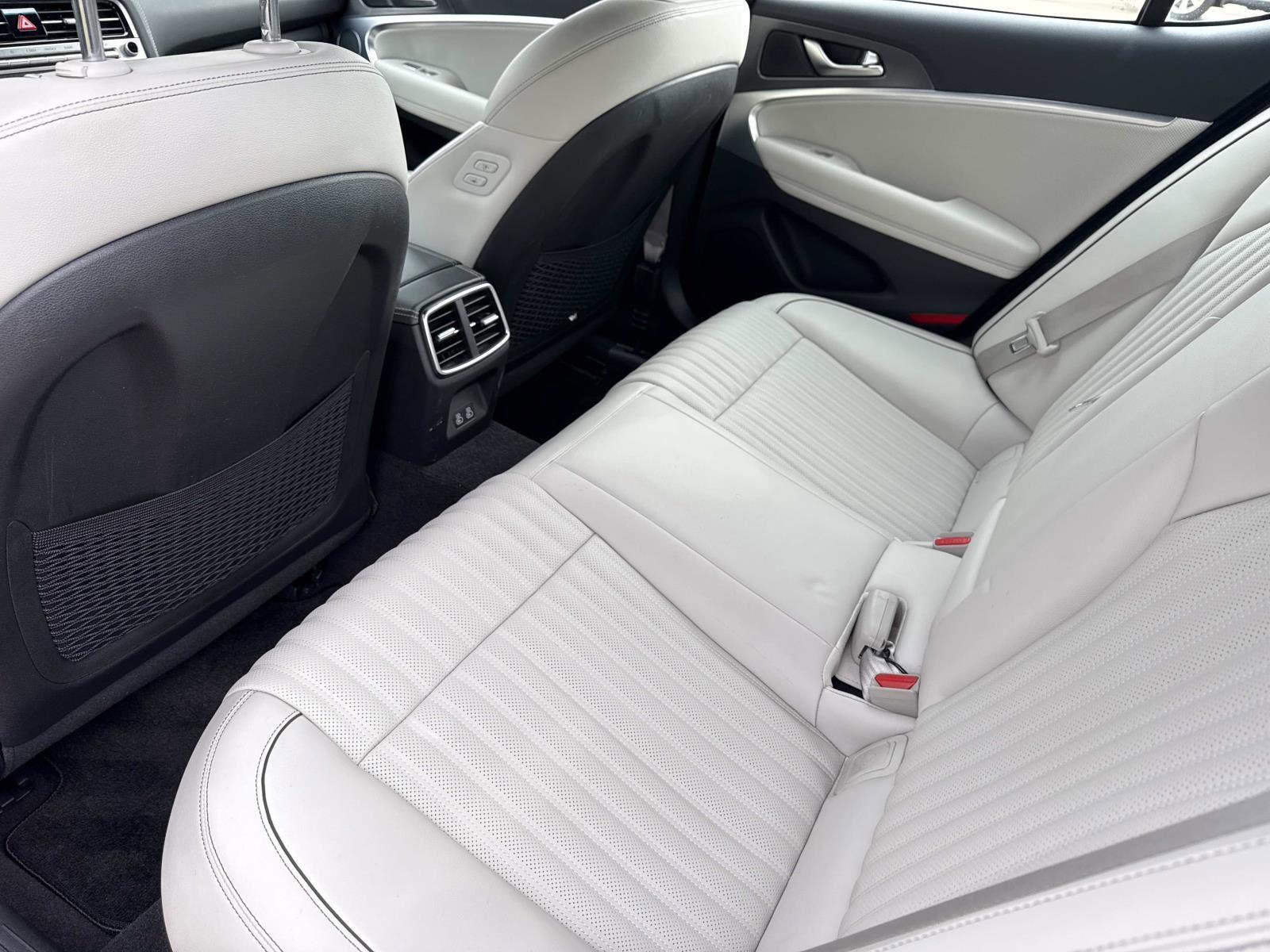 Used 2024 Genesis G70 2.5T w/ Sport Prestige Package image 14