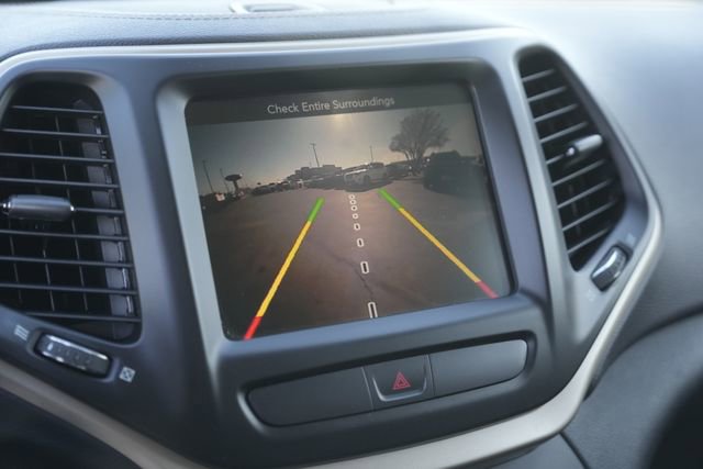 Used 2015 Jeep Cherokee Latitude image 26