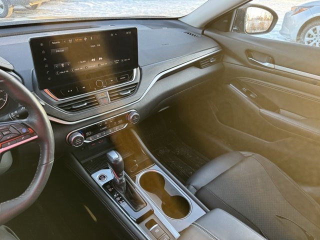 Used 2023 Nissan Altima 2.5 SL image 9