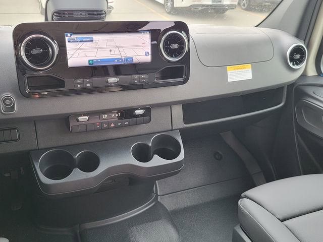 New 2025 Mercedes-Benz Sprinter 2500 image 30
