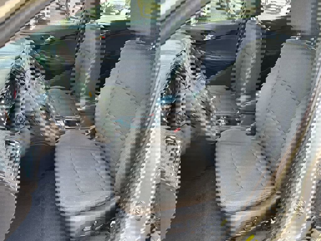 Used 2019 Chevrolet Cruze LT w/ Convenience Package image 21