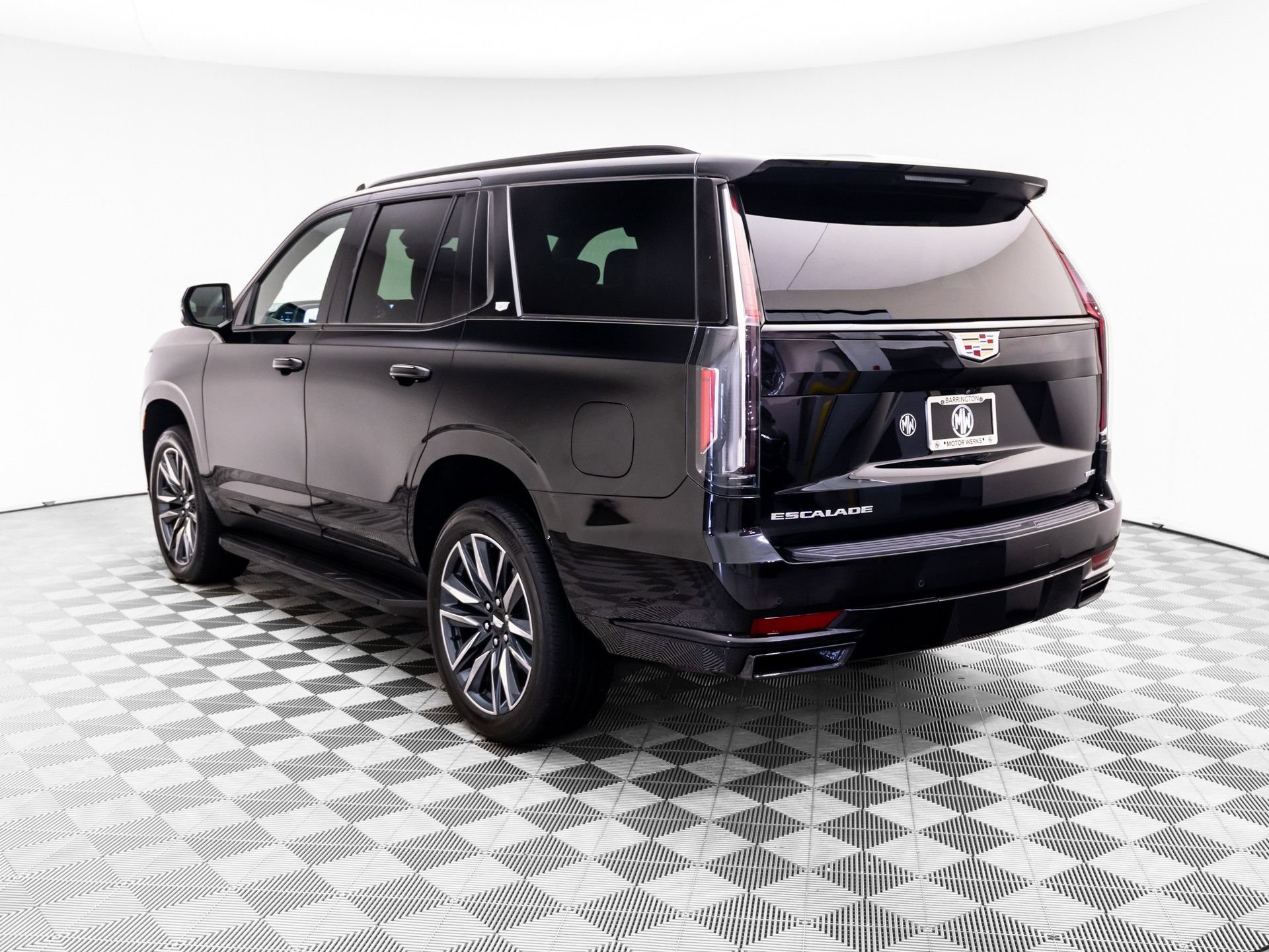 Used 2024 Cadillac Escalade Sport Platinum AWD/4WD image 3