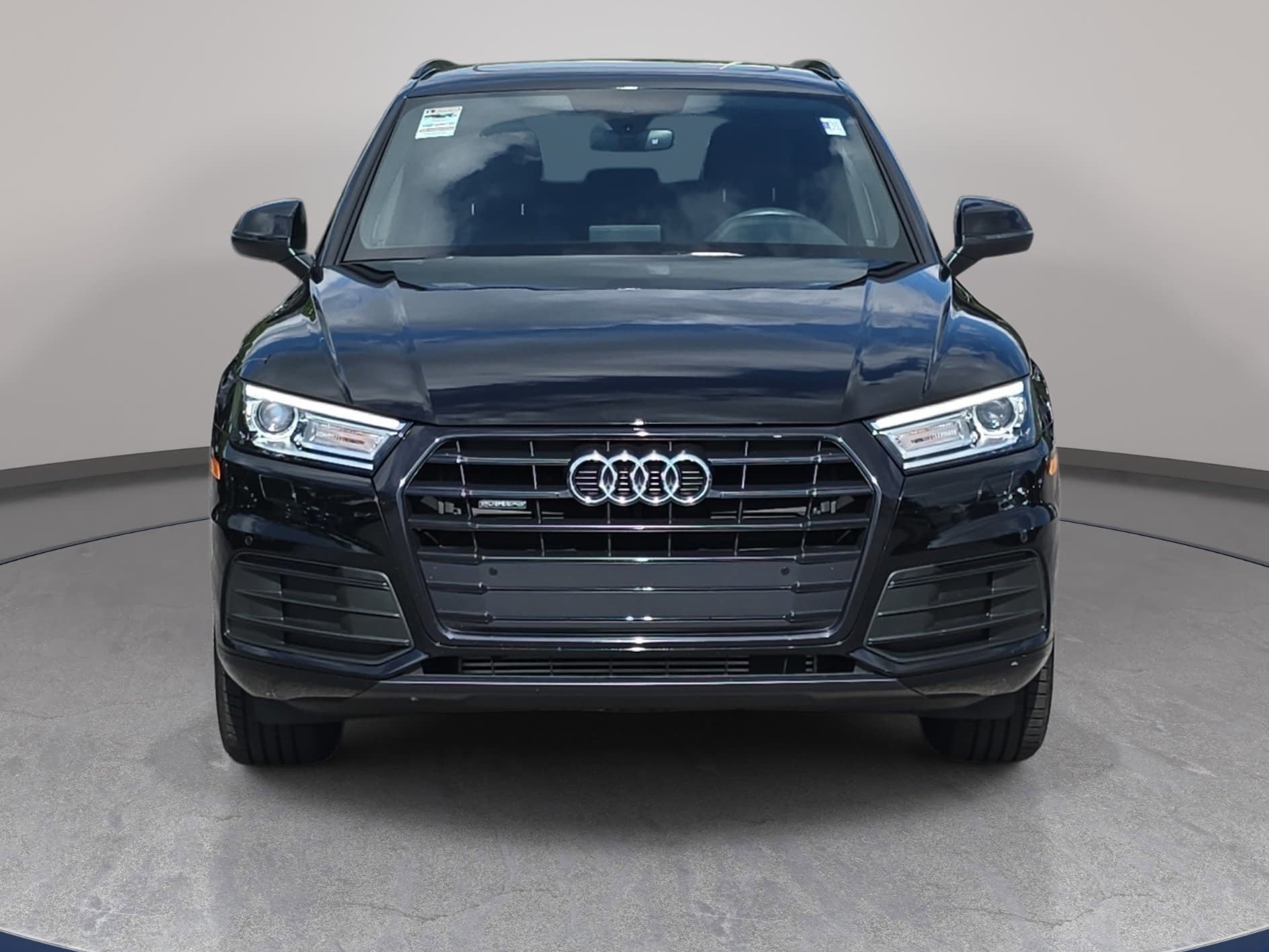 Used 2020 Audi Q5 2.0T Premium w/ Titanium Sport Package AWD/4WD image 2