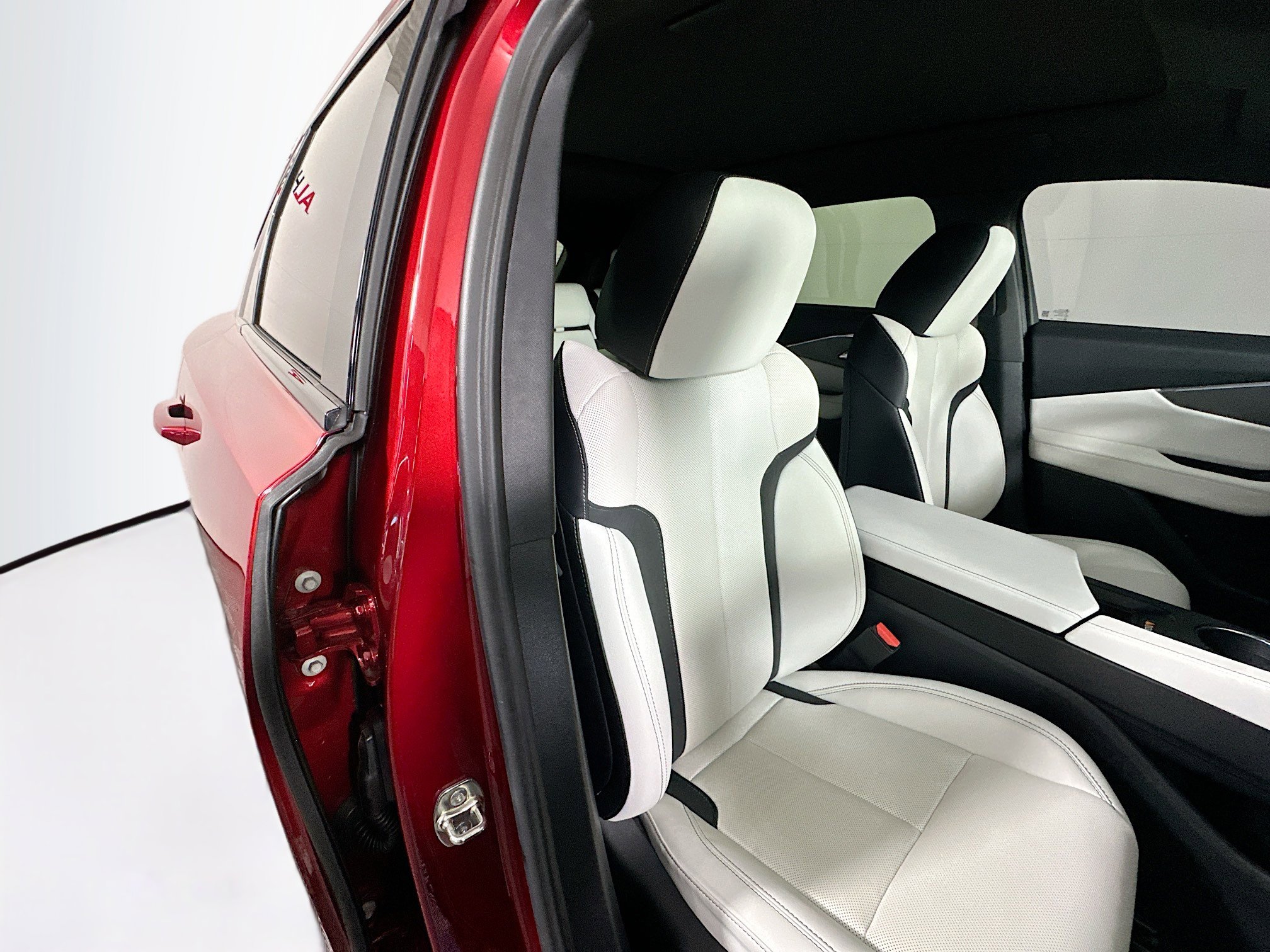 Used 2024 Acura ZDX A-Spec image 28