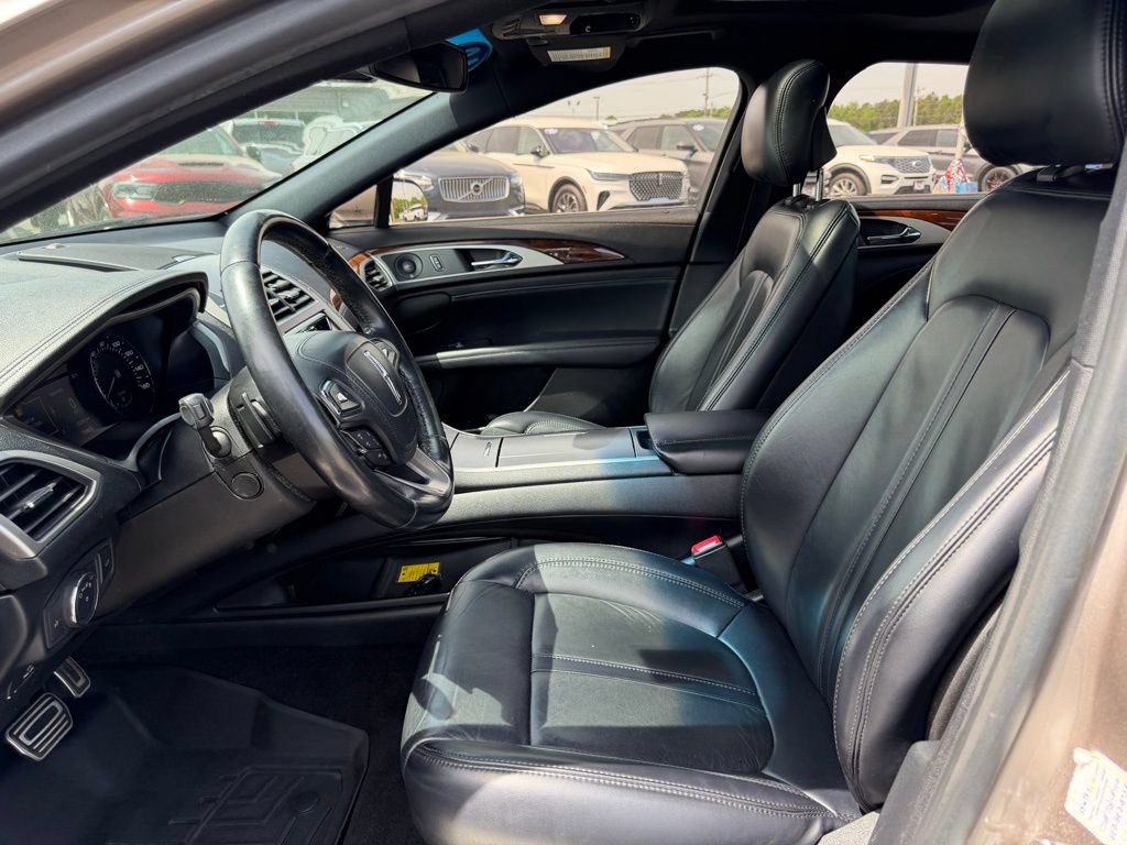 Used 2019 Lincoln MKZ Reserve w/ Reserve Plus Package AWD/4WD image 14