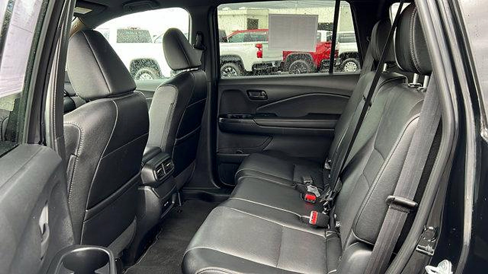 Used 2024 Honda Passport EX-L image 13