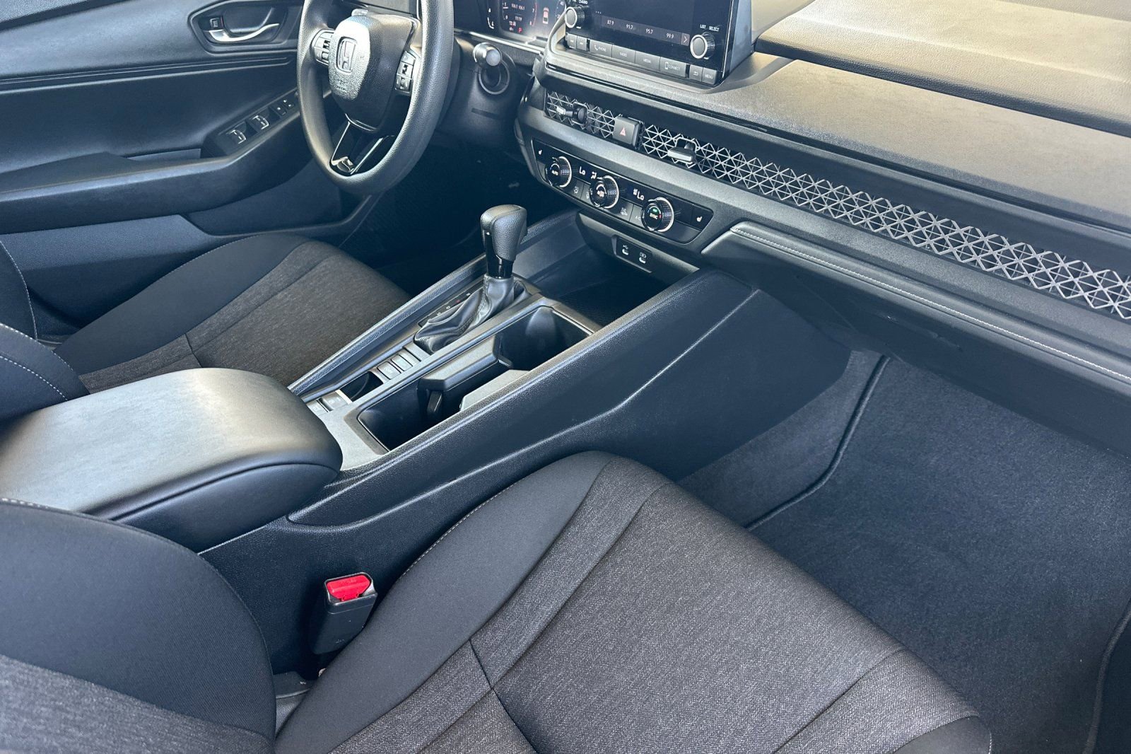 Certified 2024 Honda Accord EX image 15