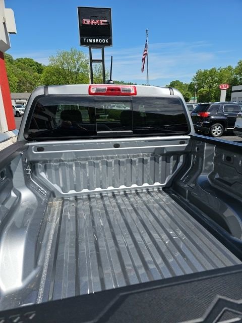 New 2025 GMC Canyon Elevation w/ Convenience Package image 10