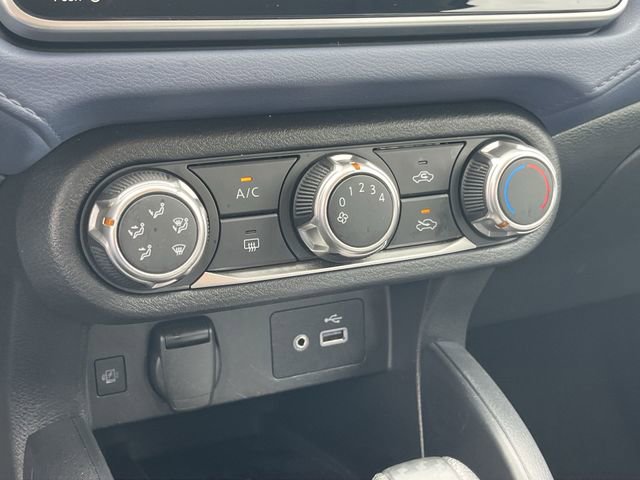 Used 2024 Nissan Versa SV image 18