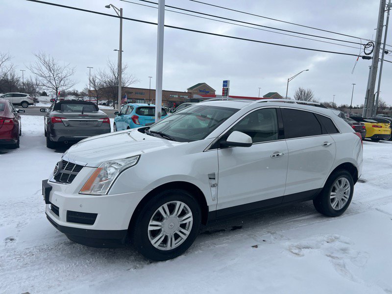 Used 2012 Cadillac SRX Luxury image 2