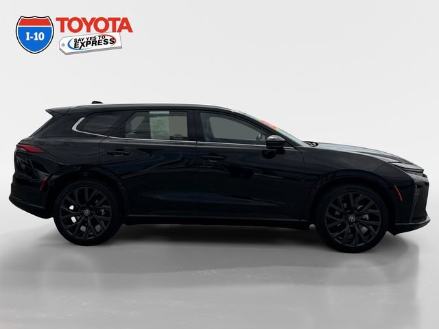 Certified 2025 Toyota Crown Signia AWD/4WD image 6