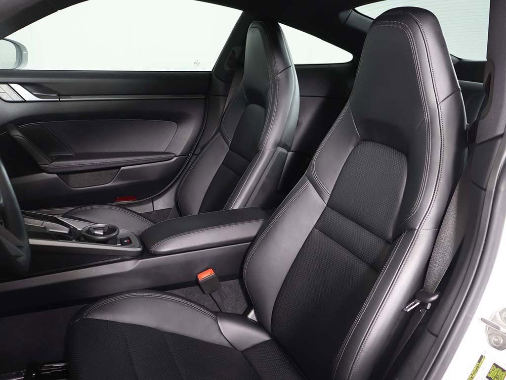 Used 2024 Porsche 911 Carrera S image 21