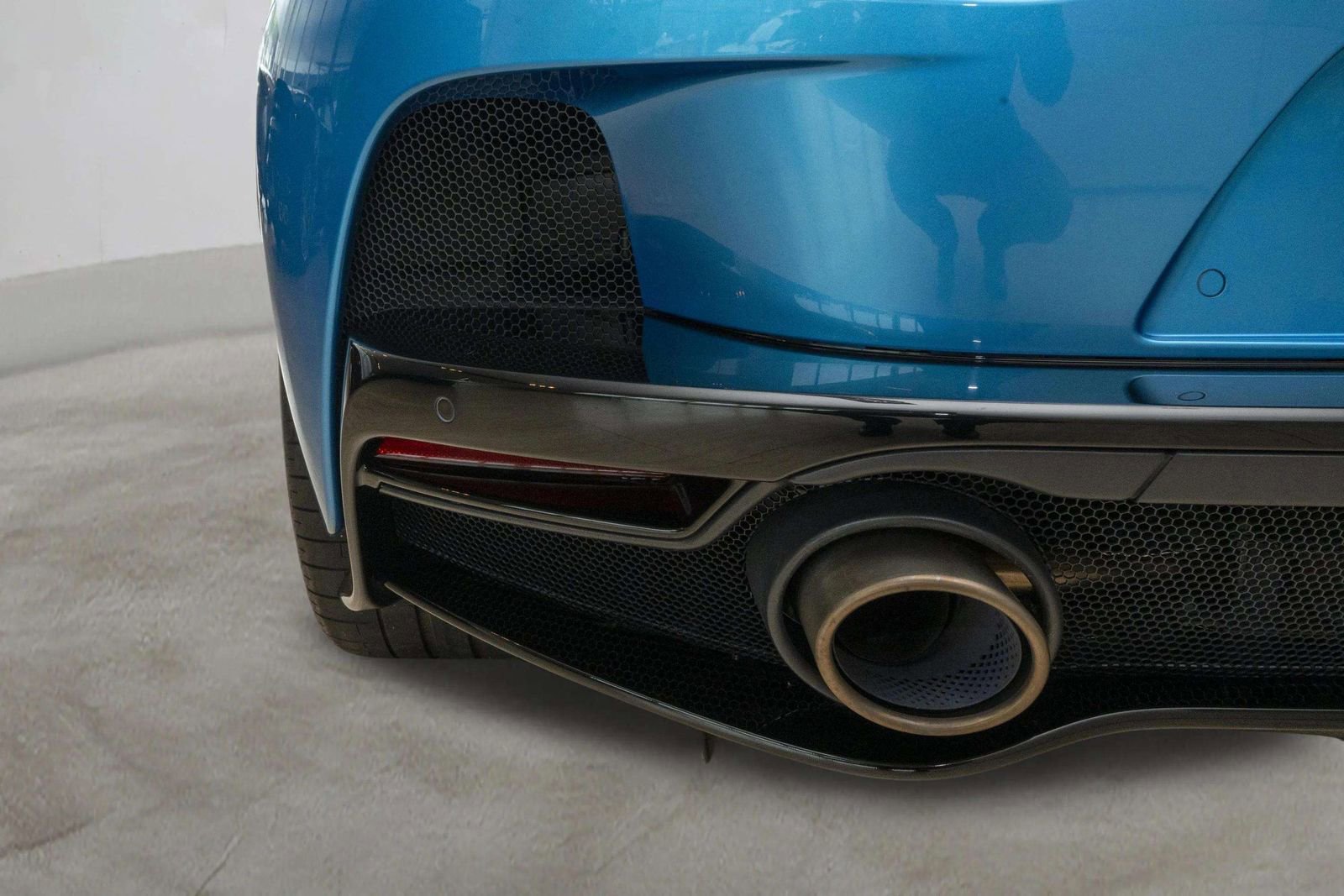 Used 2023 McLaren GT RWD image 40