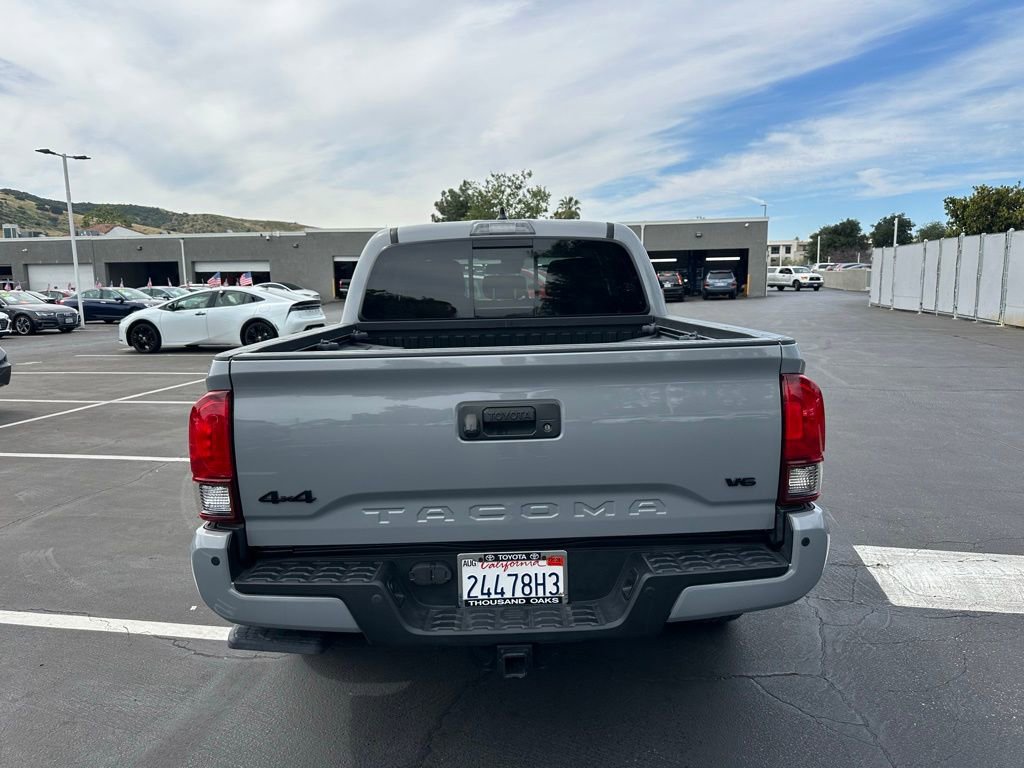 Used 2021 Toyota Tacoma SR5 w/ Trail Edition image 6