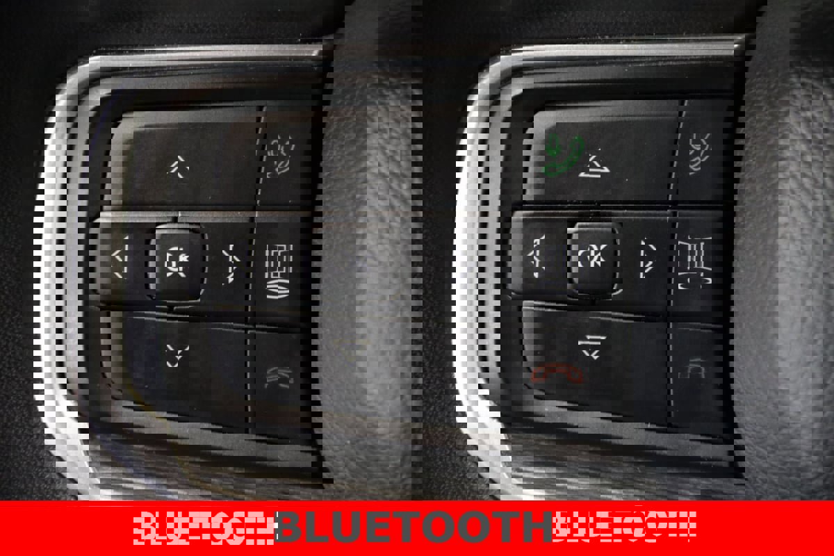 Used 2024 Jeep Wagoneer L Series II w/ Flexible Seating Group image 19