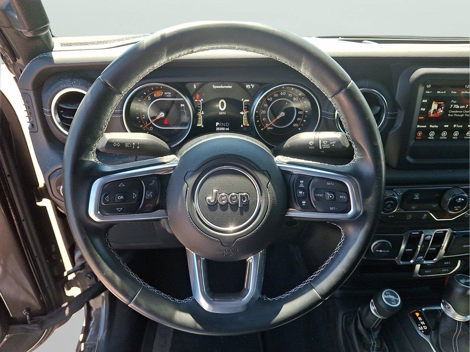 Used 2021 Jeep Wrangler Unlimited Sahara w/ LED Lighting Group AWD/4WD image 17