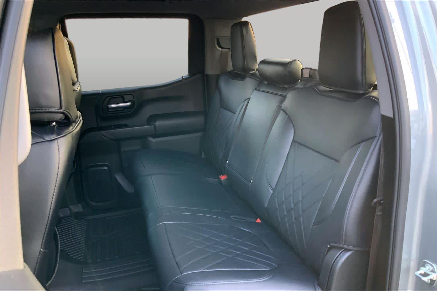 Used 2025 Chevrolet Silverado 1500 Custom Trail Boss AWD/4WD image 16