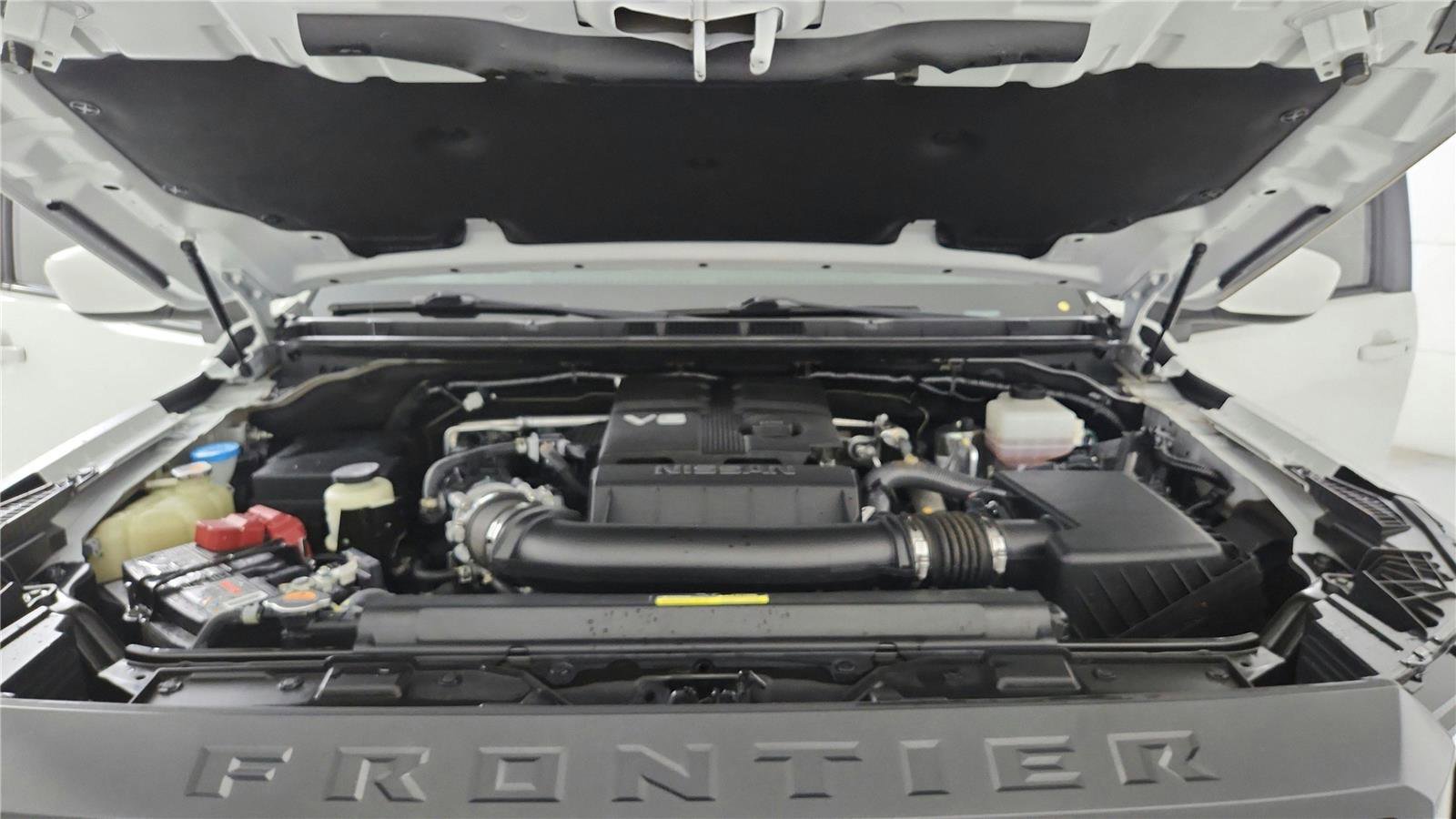 Used 2022 Nissan Frontier PRO-4X w/ Off-Road Protection Package image 39