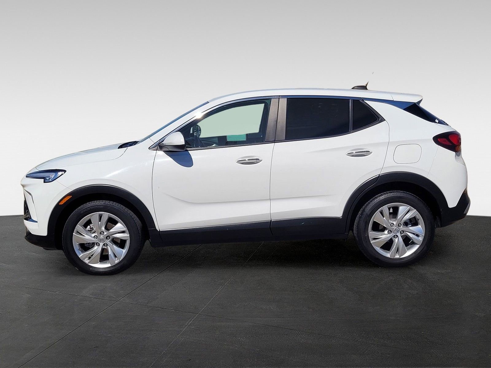 Used 2024 Buick Encore GX Preferred image 7