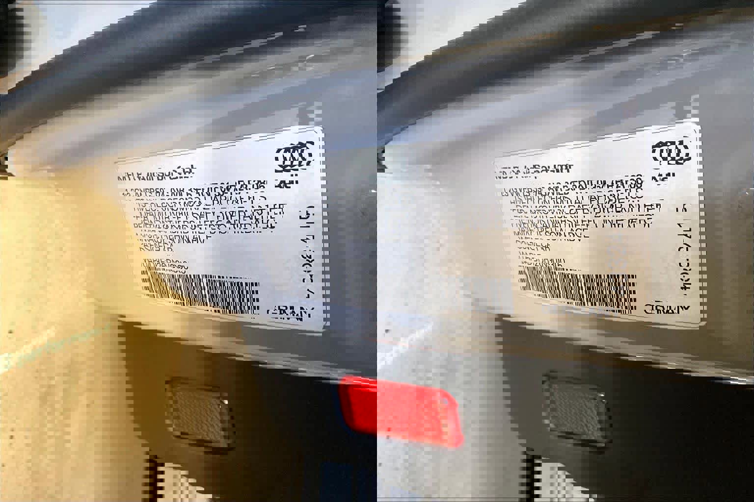 Used 2024 Audi RS 7 Performance w/ Black Optic Package image 32