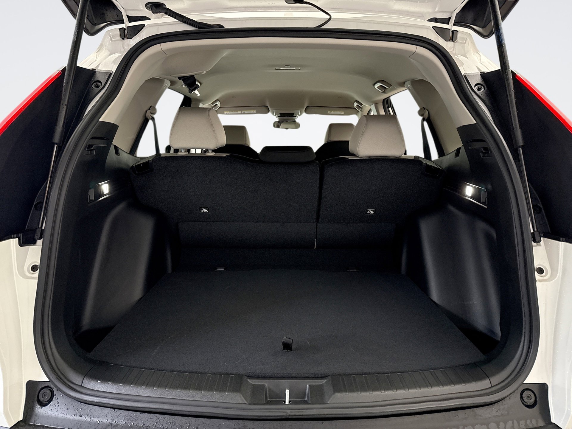 Used 2025 Honda CR-V LX image 18