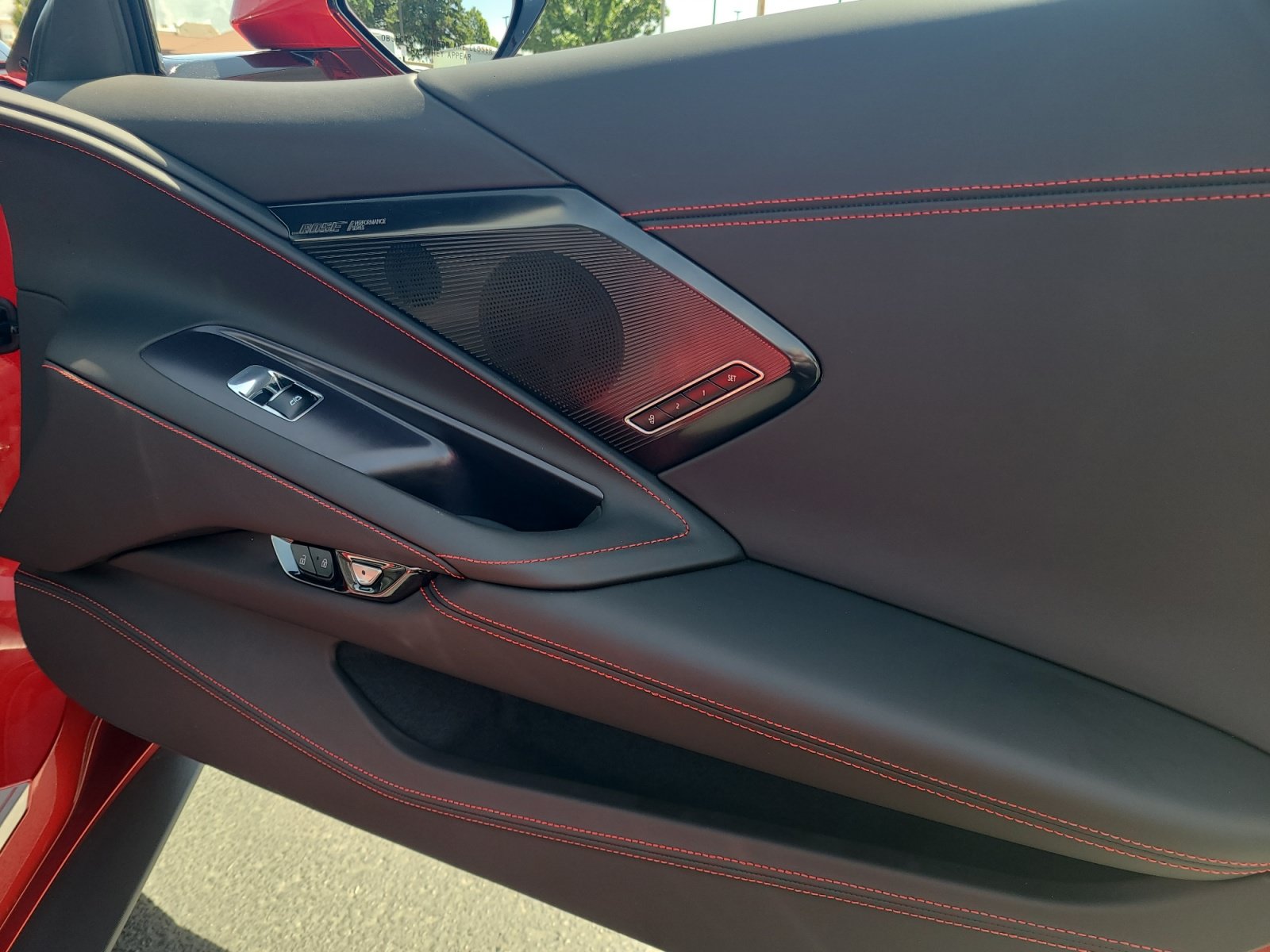 Used 2024 Chevrolet Corvette Stingray Premium Conv w/ Z51 Performance Package RWD image 16