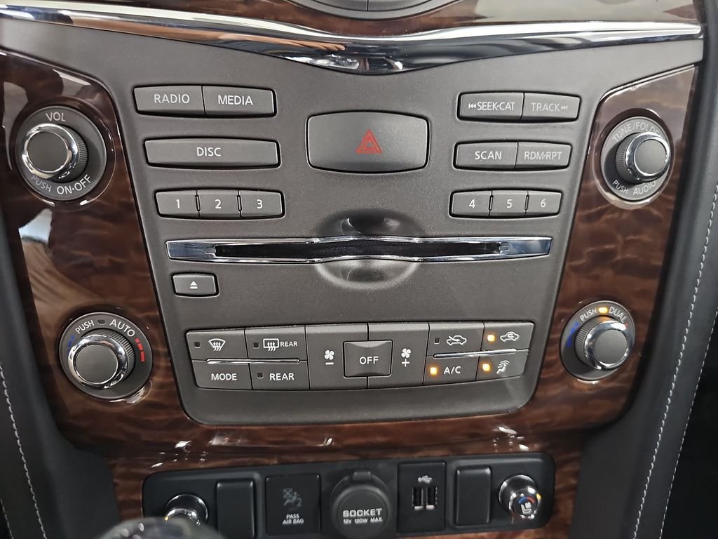Used 2019 Nissan Armada Platinum w/ Captain's Chairs Package AWD/4WD image 27